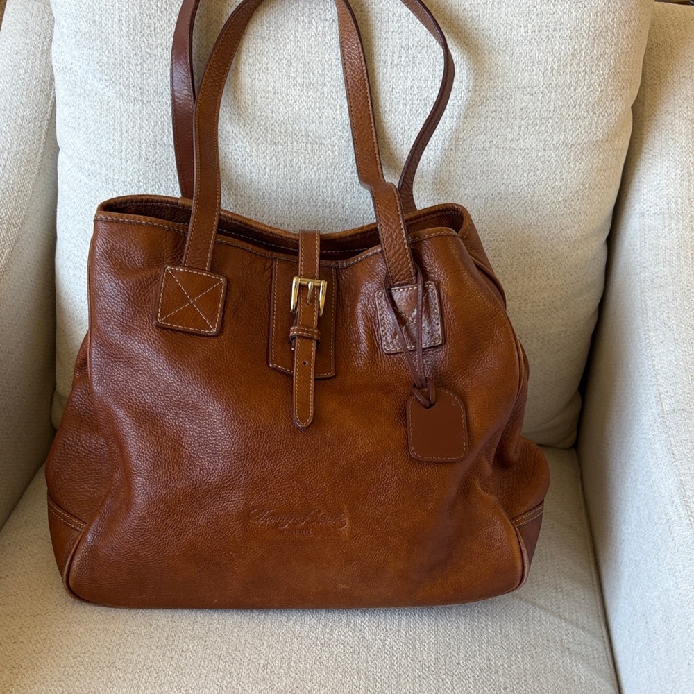 Dooney & Bourke Rich Tan Leather Tote/Satchel